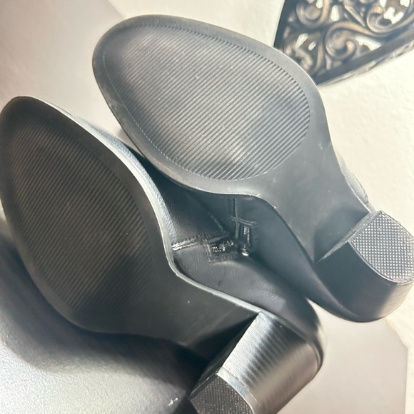 Black Ankle Boots with Gold Zipper on one side and black zipper on other side. - Picture 6 of 8